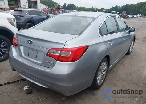 2017 Subaru Legacy 2.5I Premium из США, поврежденный, VIN 4S3BNAF68H3040414
